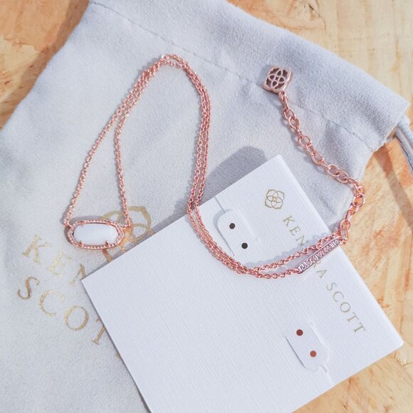 NEW Kendra Scott Elisa white Pearl Necklace Rose Gold - Picture 2 of 3
